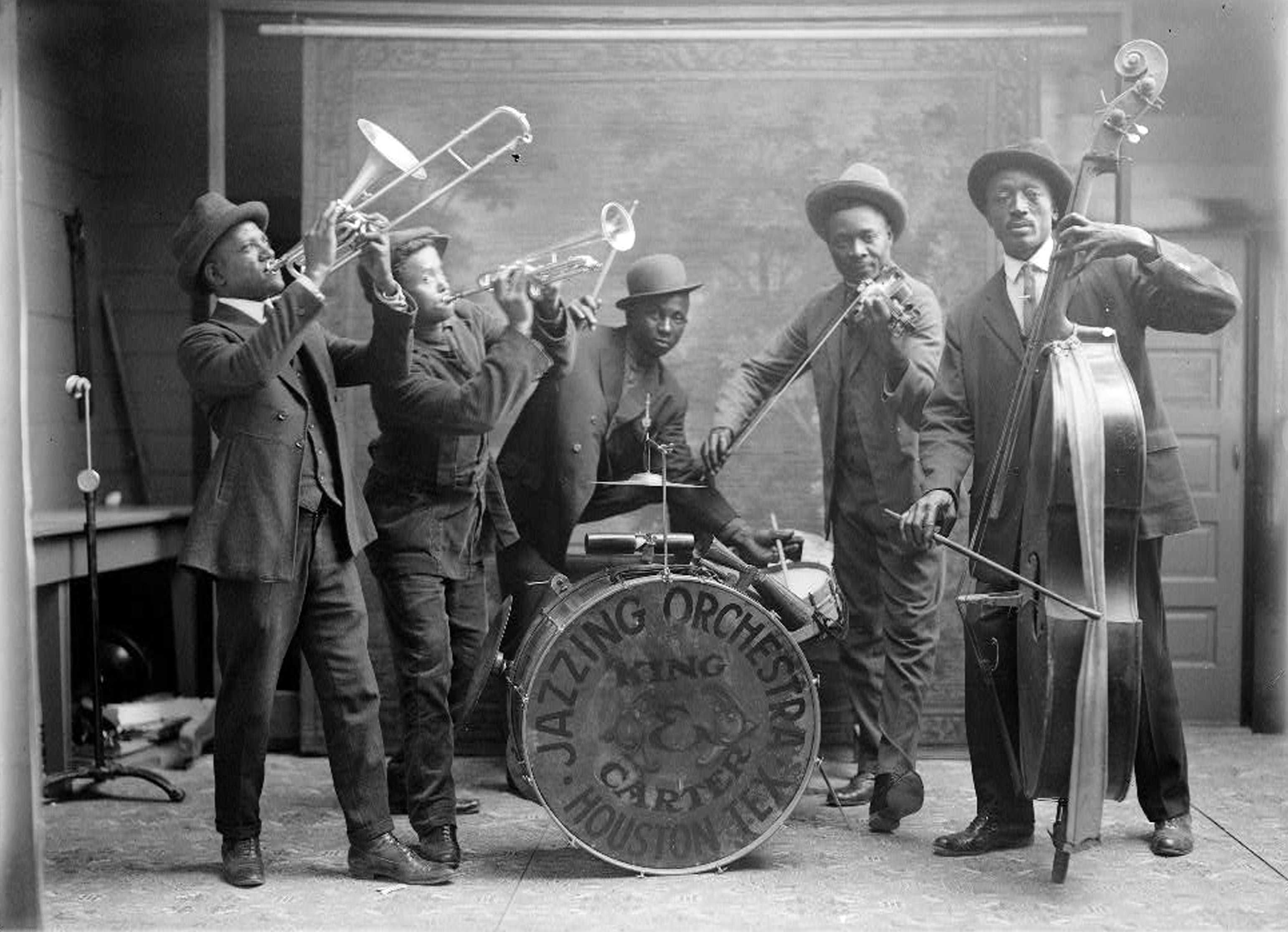 Начало истории музыки. Джаз новый Орлеан 1920. Джаз бэнд новый Орлеан 20е годы. Джаз 1920е США. Джаз в 20-е годы в США.